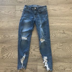 American Eagle Size 0 Distressed Jeans